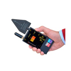 Protect 1206i Detector of bugs and digital transmissions